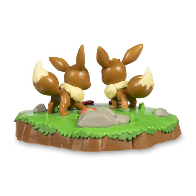 a day with eevee funko